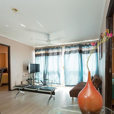 Cozy Accommodations - Dorchester City Line Kingston Bagian luar foto