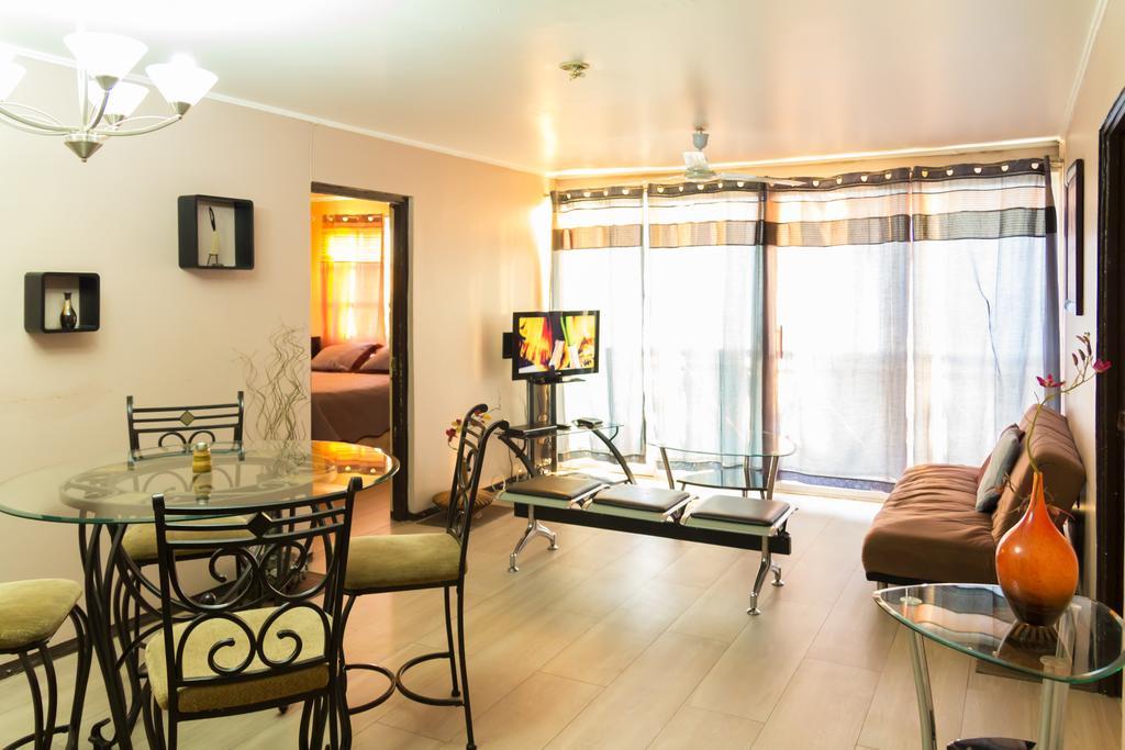 Cozy Accommodations - Dorchester City Line Kingston Bagian luar foto
