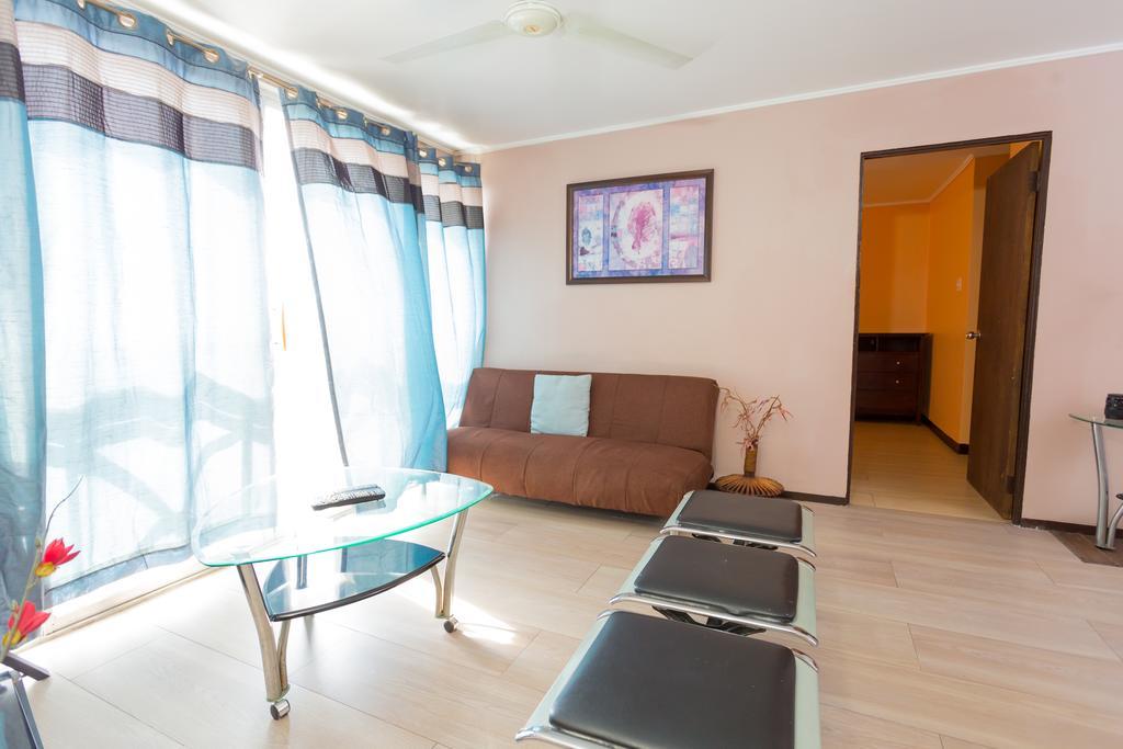 Cozy Accommodations - Dorchester City Line Kingston Bagian luar foto