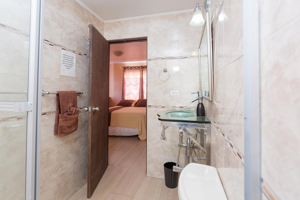 Cozy Accommodations - Dorchester City Line Kingston Bagian luar foto